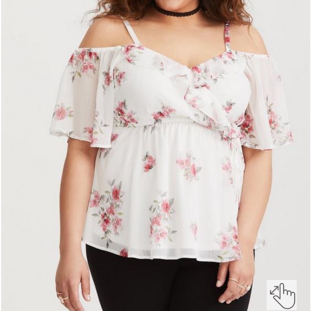 TORRID top